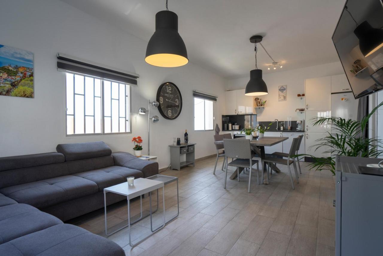 Spacious House With Huge Terrace Facing The Sea Bocacangrejo Zewnętrze zdjęcie